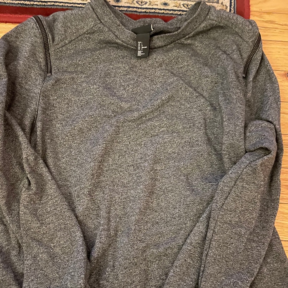 H&m sweatshirt